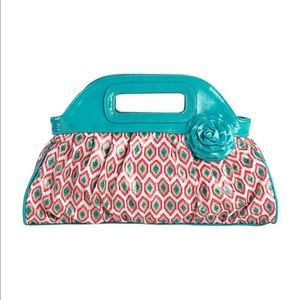 SOLD ON ANOTHER PLATFORM